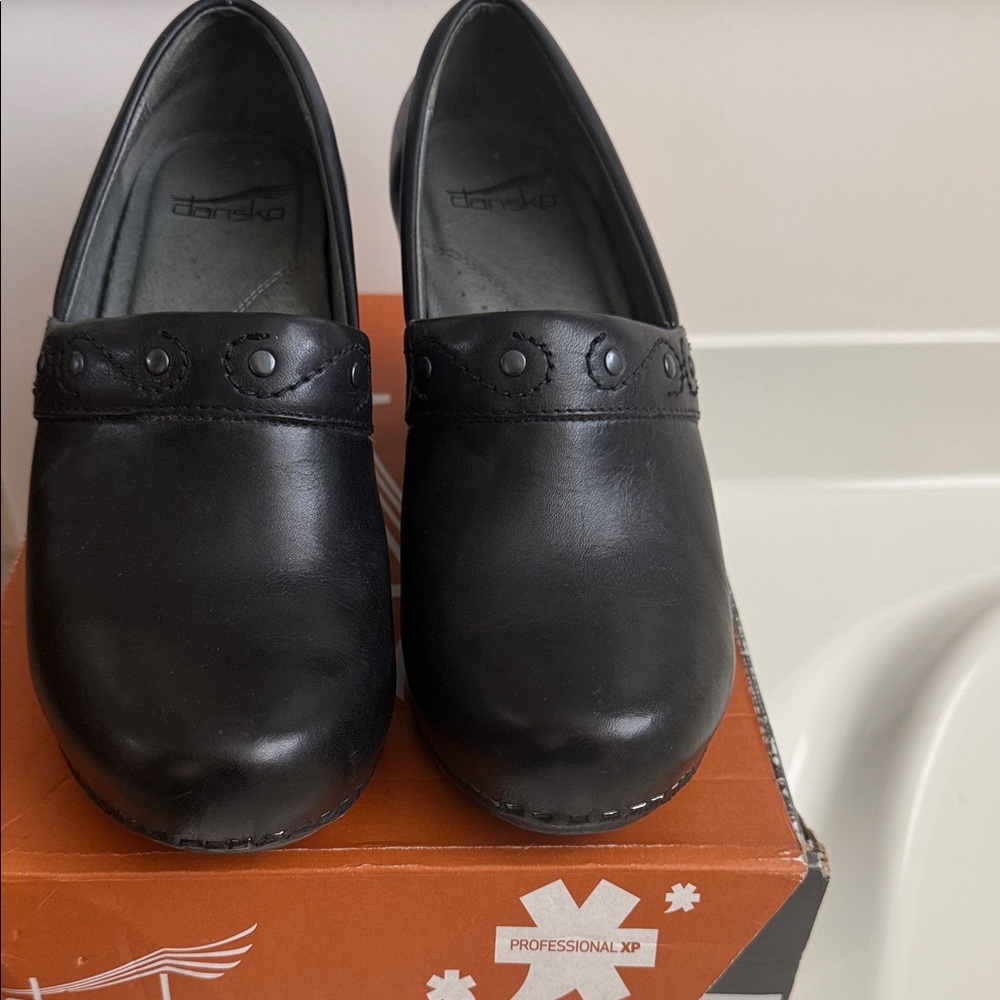 Dansko black leather studded platform clogs 38 comfort edgy artsy classic